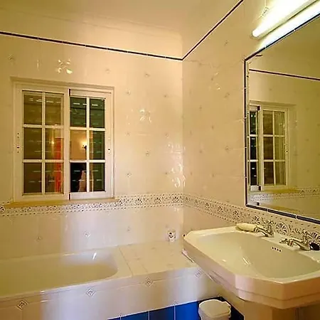 Sleeps 8 Pool Wifi