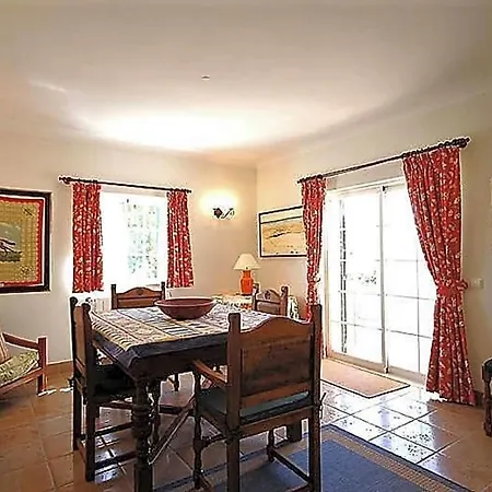 Sleeps 8 Pool Wifi